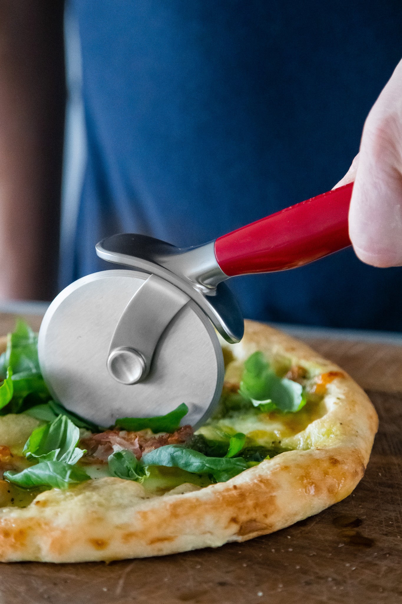 KitchenAid Stainless Steel Pizza Cutter - Empire Red – CookServeEnjoy