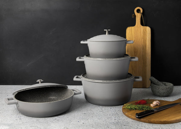 Lightweight hotsell casserole dishes