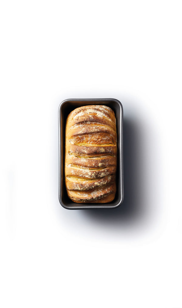 Captain's log, supplemental: No-Knead Loaf Pan Bread – Blue Kitchen