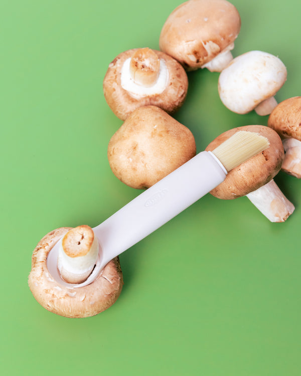 Chef'n Mushroom Corer with Brush